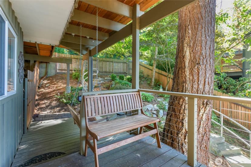 Property photo for 127 S Garden Terrace, Bellingham photo 32