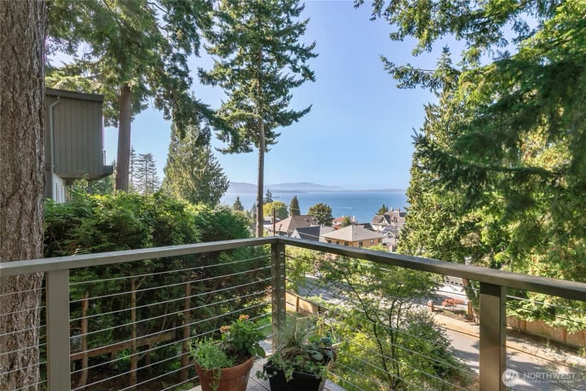 Property photo for 127 S Garden Terrace, Bellingham photo 25