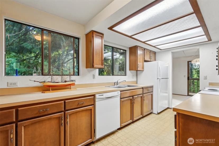 Property photo for 25529 Se 159th Street, Issaquah photo 13