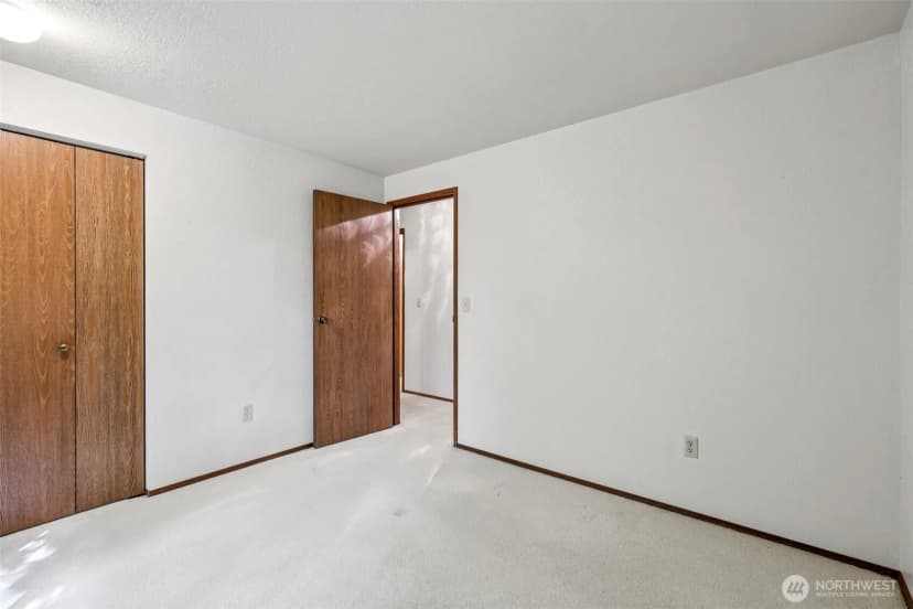 Property photo for 25529 Se 159th Street, Issaquah photo 16