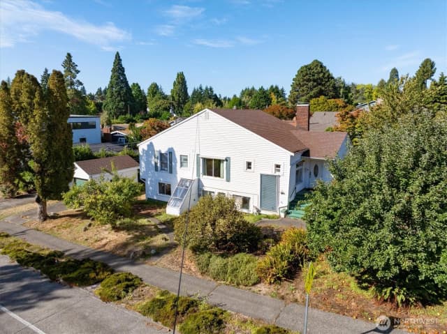 Property photo for 7003 40th Avenue Ne, Seattle