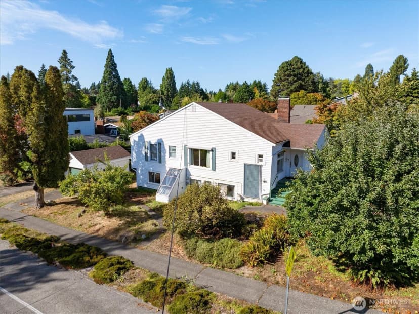 Property photo for 7003 40th Avenue Ne, Seattle