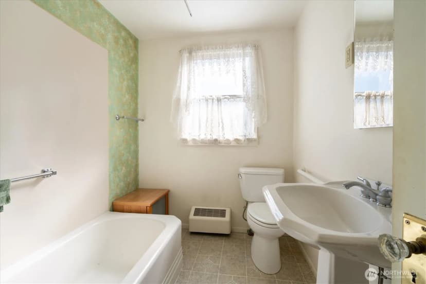 Property photo for 7003 40th Avenue Ne, Seattle photo 17