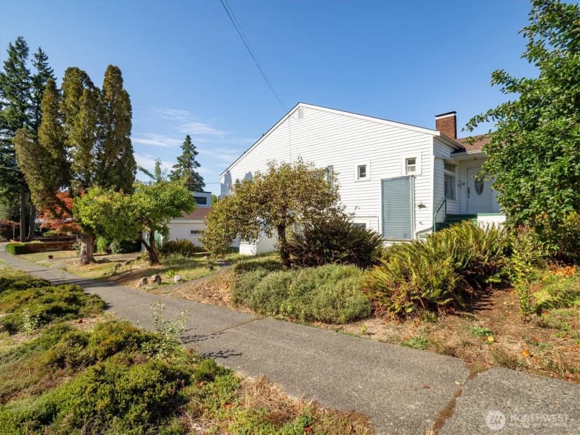 Property photo for 7003 40th Avenue Ne, Seattle photo 27