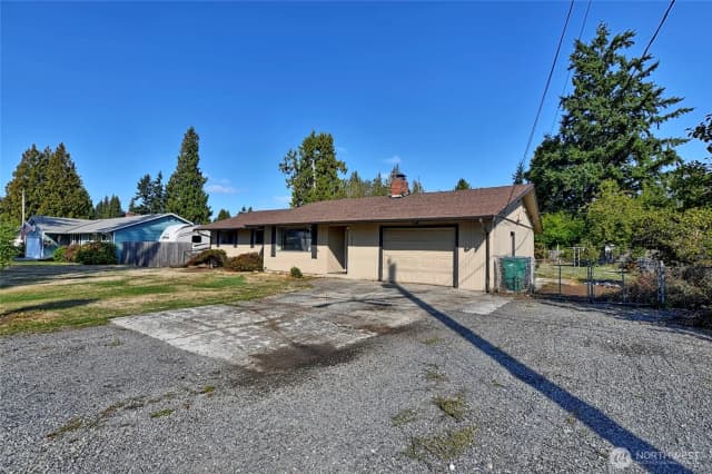 Property photo for 3827 120th Pl Ne, Marysville photo 2