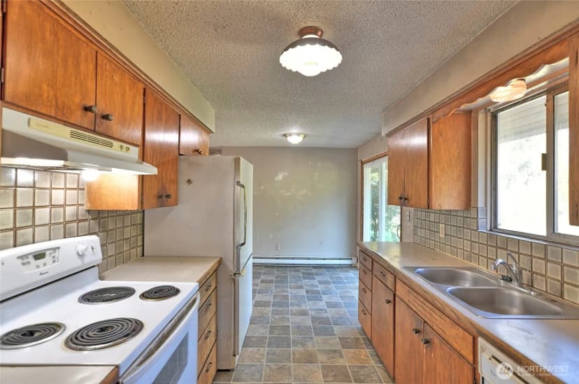 Property photo for 3827 120th Pl Ne, Marysville photo 8