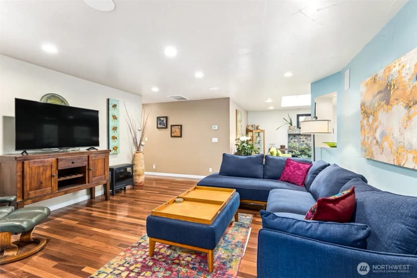 Property photo for 2109 Olympia Avenue Ne, Olympia photo 7