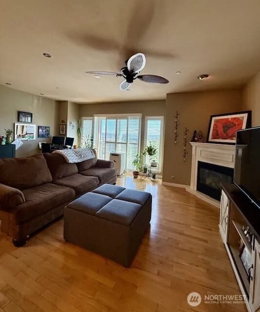 Property photo for 2103 Tacoma Court, Tacoma photo 8