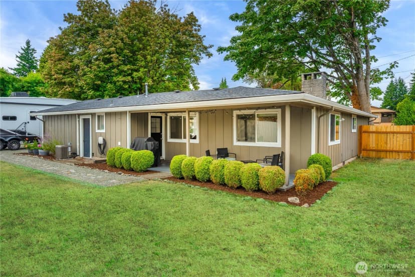 Property photo for 5001 18th Avenue Se, Lacey photo 24