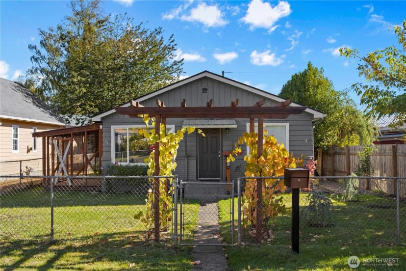 Property photo for 1206 J Street, Centralia