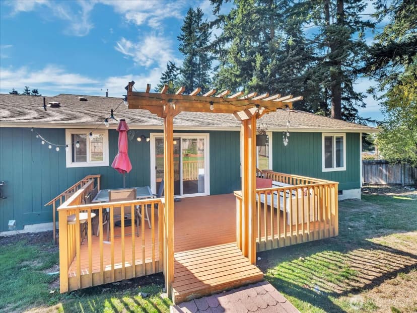 Property photo for 1233 Rickover Drive, Coupeville photo 30