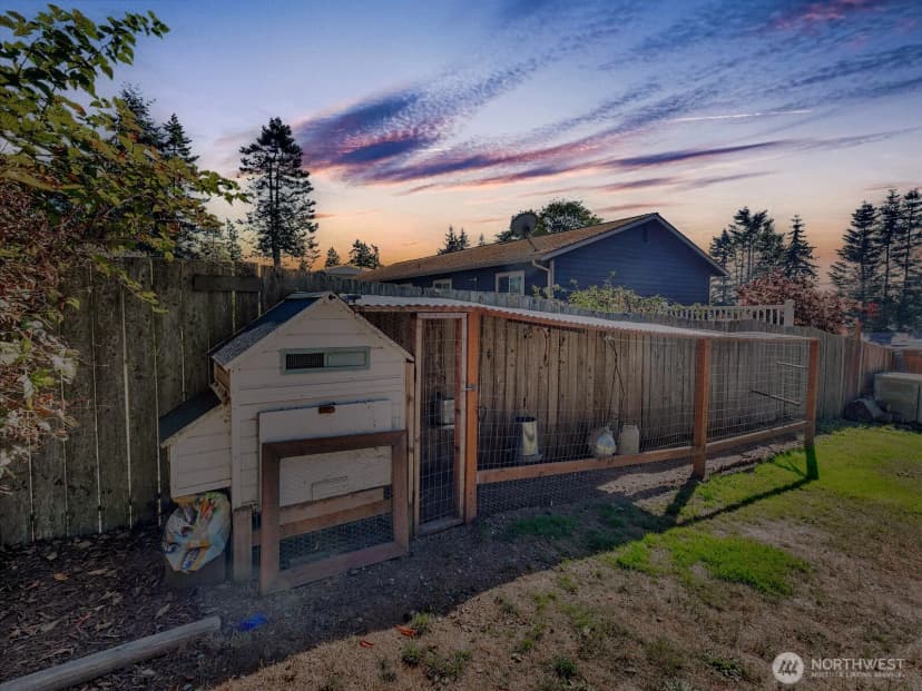 Property photo for 1233 Rickover Drive, Coupeville photo 38