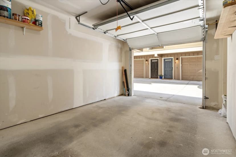 Property photo for 9220 16th Avenue Sw #b, Seattle photo 26