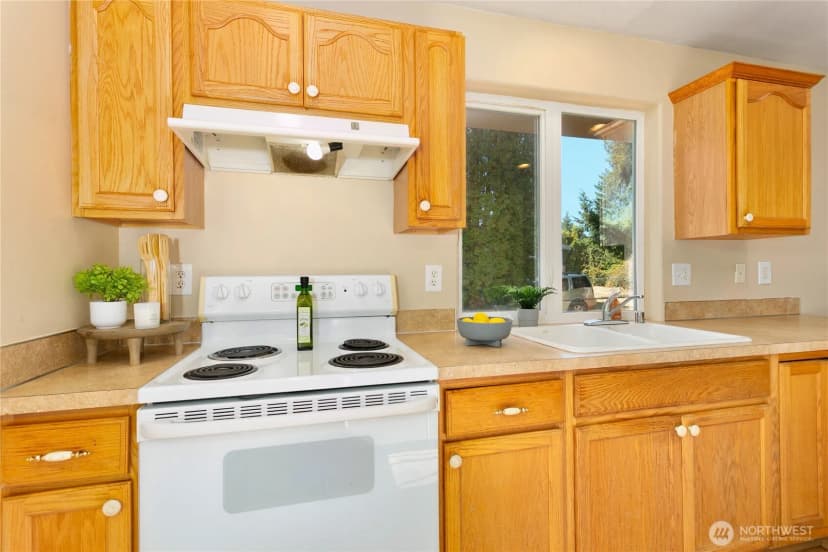 Property photo for 9023 Pepperidge Lane Se, Yelm photo 15