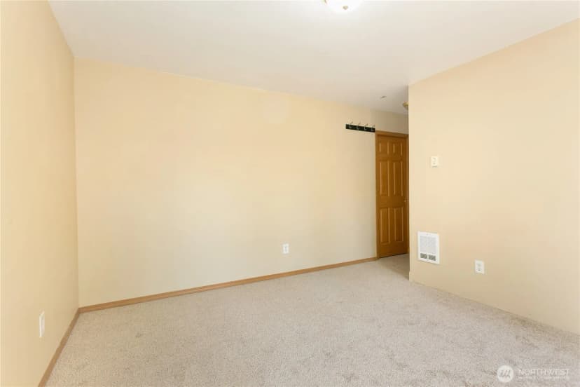 Property photo for 9023 Pepperidge Lane Se, Yelm photo 21