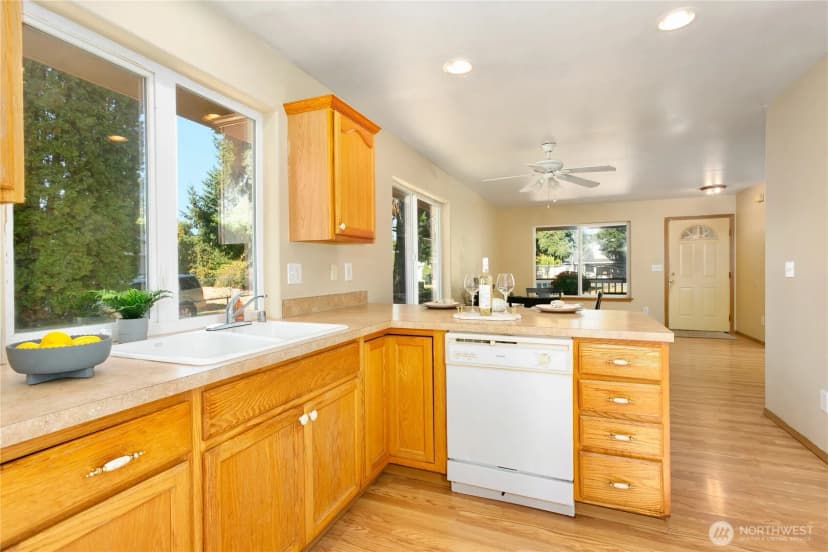 Property photo for 9023 Pepperidge Lane Se, Yelm photo 13