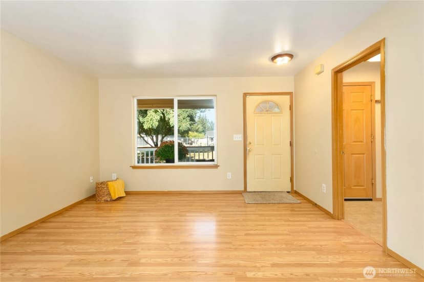 Property photo for 9023 Pepperidge Lane Se, Yelm photo 7