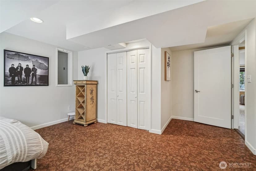 Property photo for 7016 34th Avenue Ne, Seattle photo 14