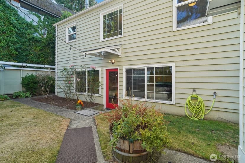 Property photo for 7016 34th Avenue Ne, Seattle photo 27