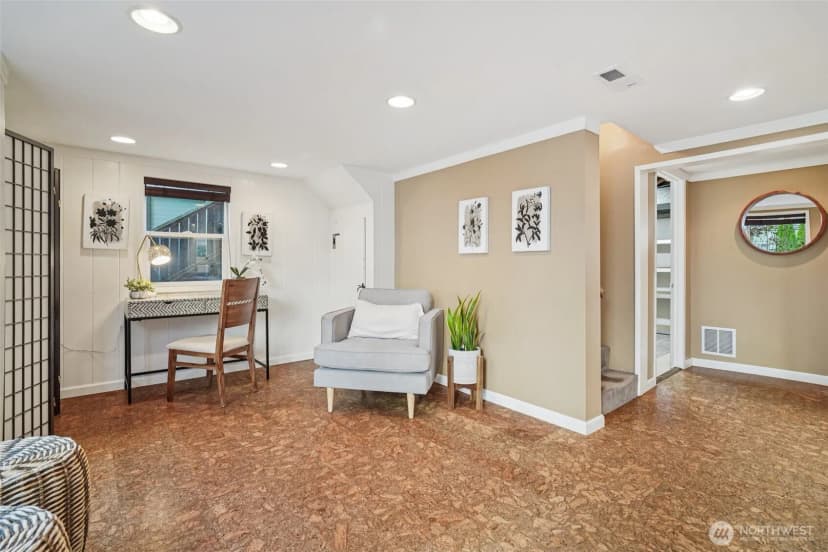 Property photo for 7016 34th Avenue Ne, Seattle photo 21