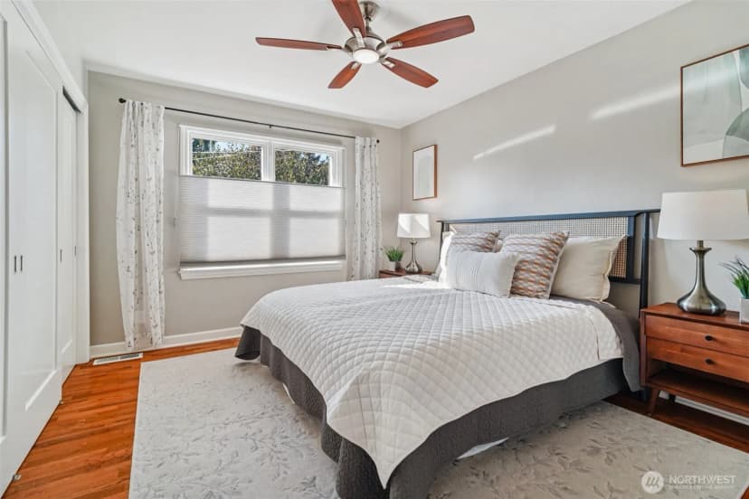 Property photo for 7016 34th Avenue Ne, Seattle photo 10