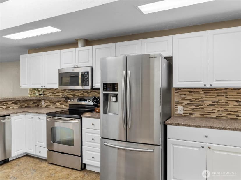 Property photo for 16035 42nd Avenue S, Sea Tac photo 9