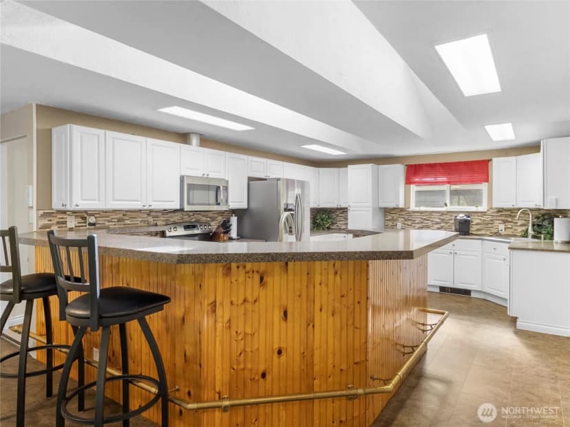 Property photo for 16035 42nd Avenue S, Sea Tac photo 8
