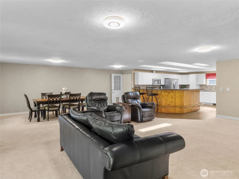 Property photo for 16035 42nd Avenue S, Sea Tac photo 5