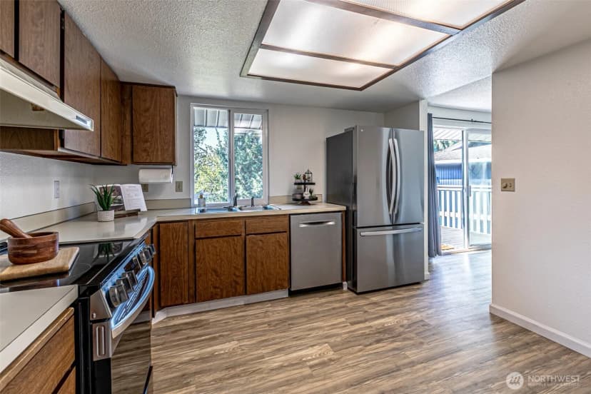 Property photo for 3925 Sw 336th Place, Federal Way photo 9