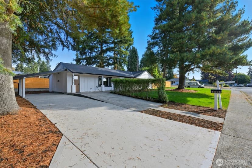 Property photo for 5903 241st Street Sw, Mountlake Terrace photo 25