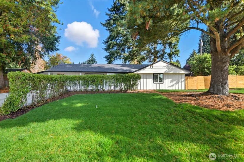 Property photo for 5903 241st Street Sw, Mountlake Terrace photo 2