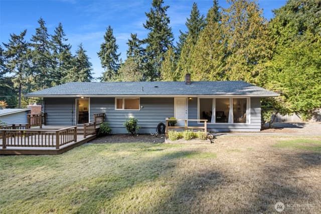 Property photo for 24212 92nd Avenue W, Edmonds