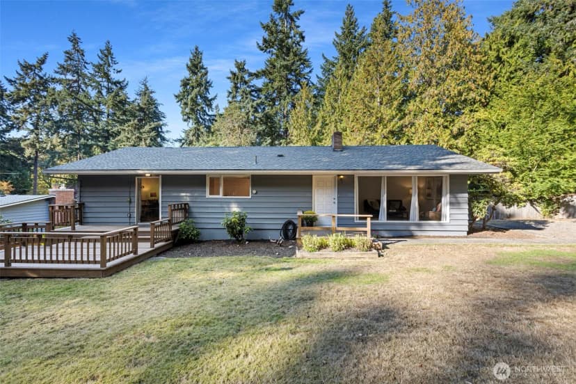 Property photo for 24212 92nd Avenue W, Edmonds