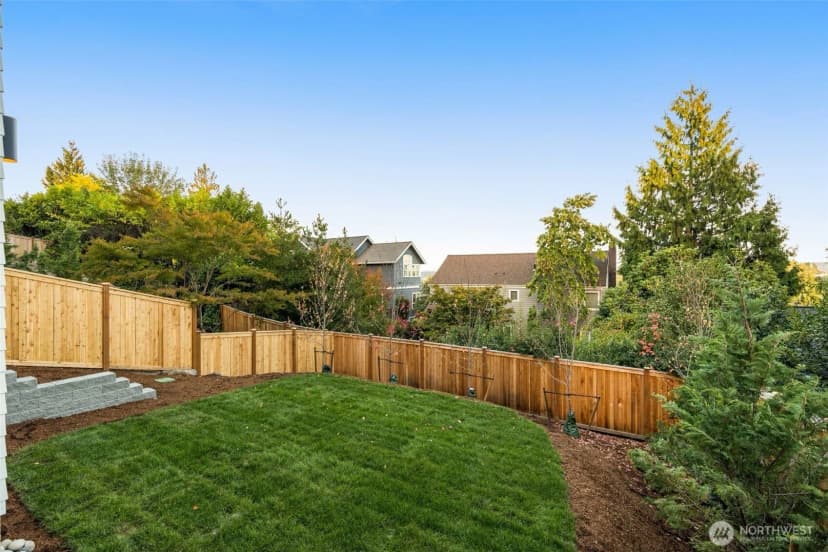 Property photo for 6032 50th Avenue Ne, Seattle photo 36
