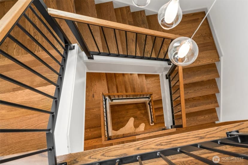 Property photo for 6032 50th Avenue Ne, Seattle photo 29