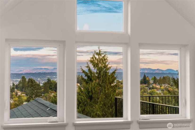 Property photo for 6032 50th Avenue Ne, Seattle photo 21