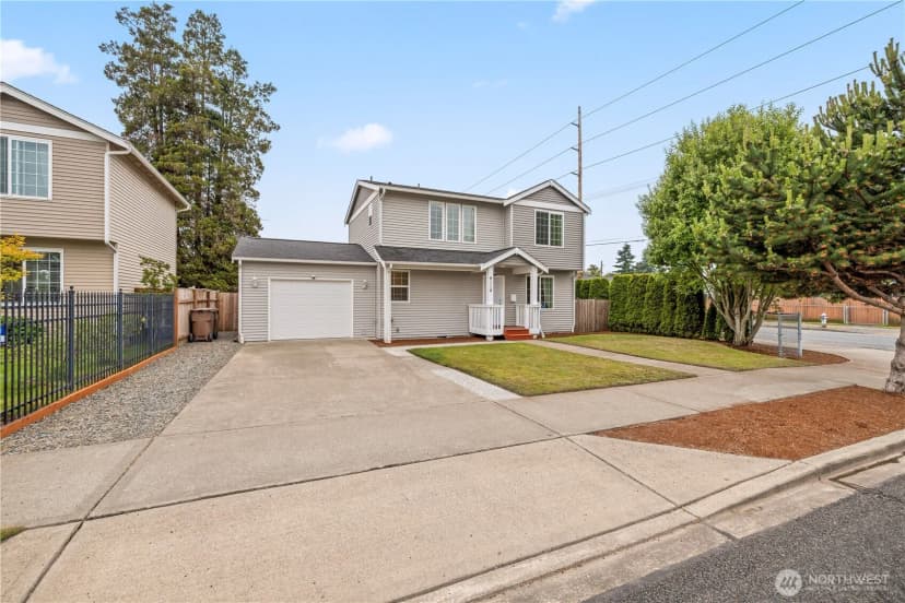 Property photo for 4114 S 67th St, Tacoma photo 4
