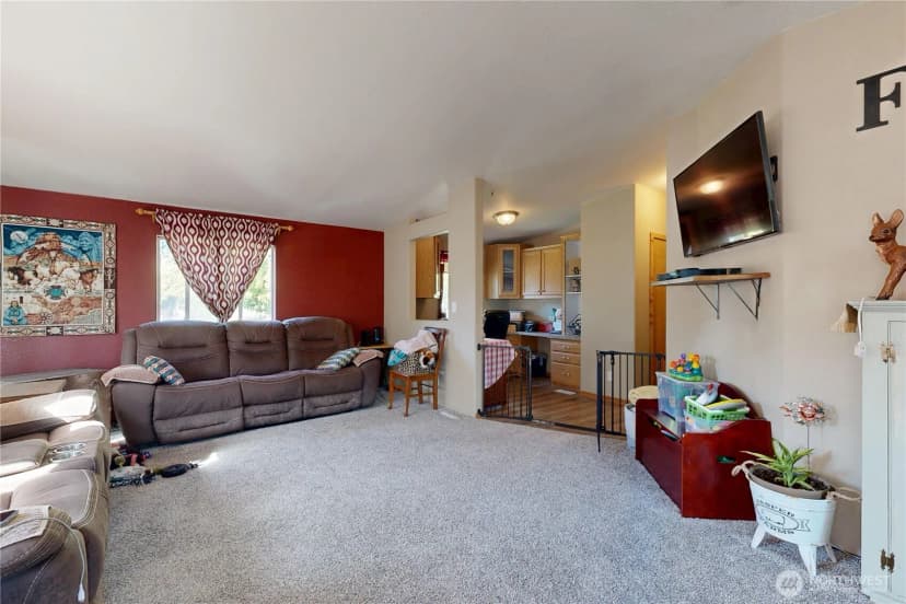 Property photo for 165 Harmon Street, Waitsburg photo 16