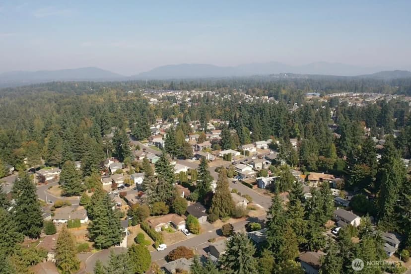 Property photo for 12828 Se 186th Place, Renton photo 37