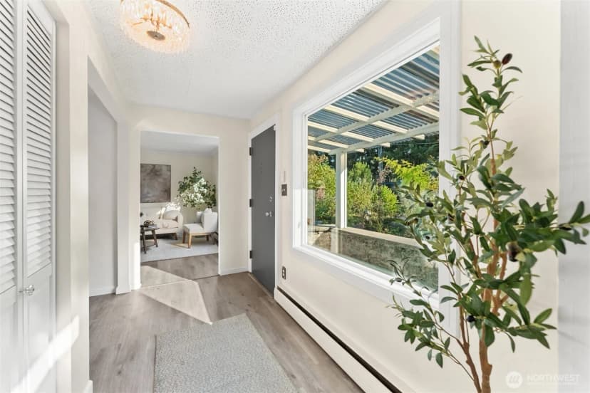 Property photo for 1804 S 107th Street, Seattle photo 3