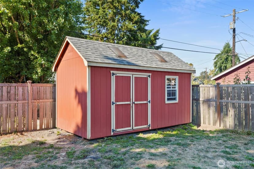 Property photo for 807 S Pearl Street, Centralia photo 27