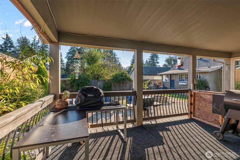 Property photo for 800 N 10th Avenue, Kelso photo 29