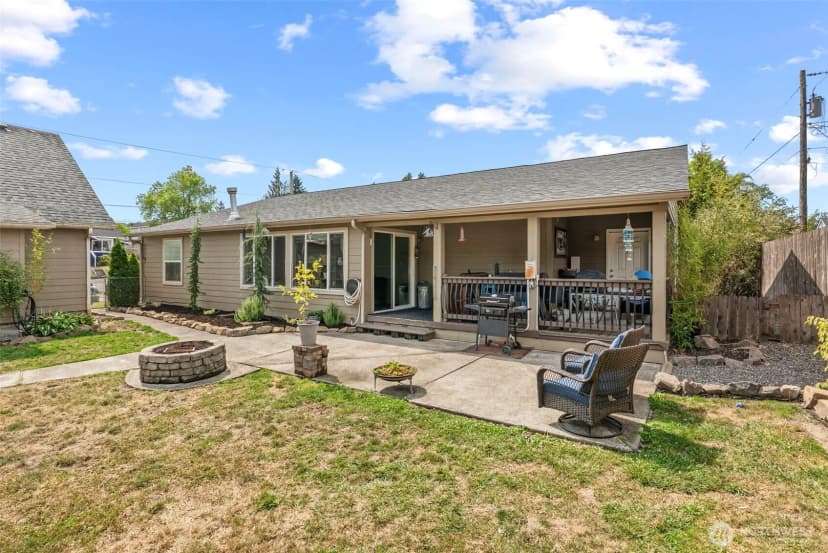 Property photo for 800 N 10th Avenue, Kelso photo 27
