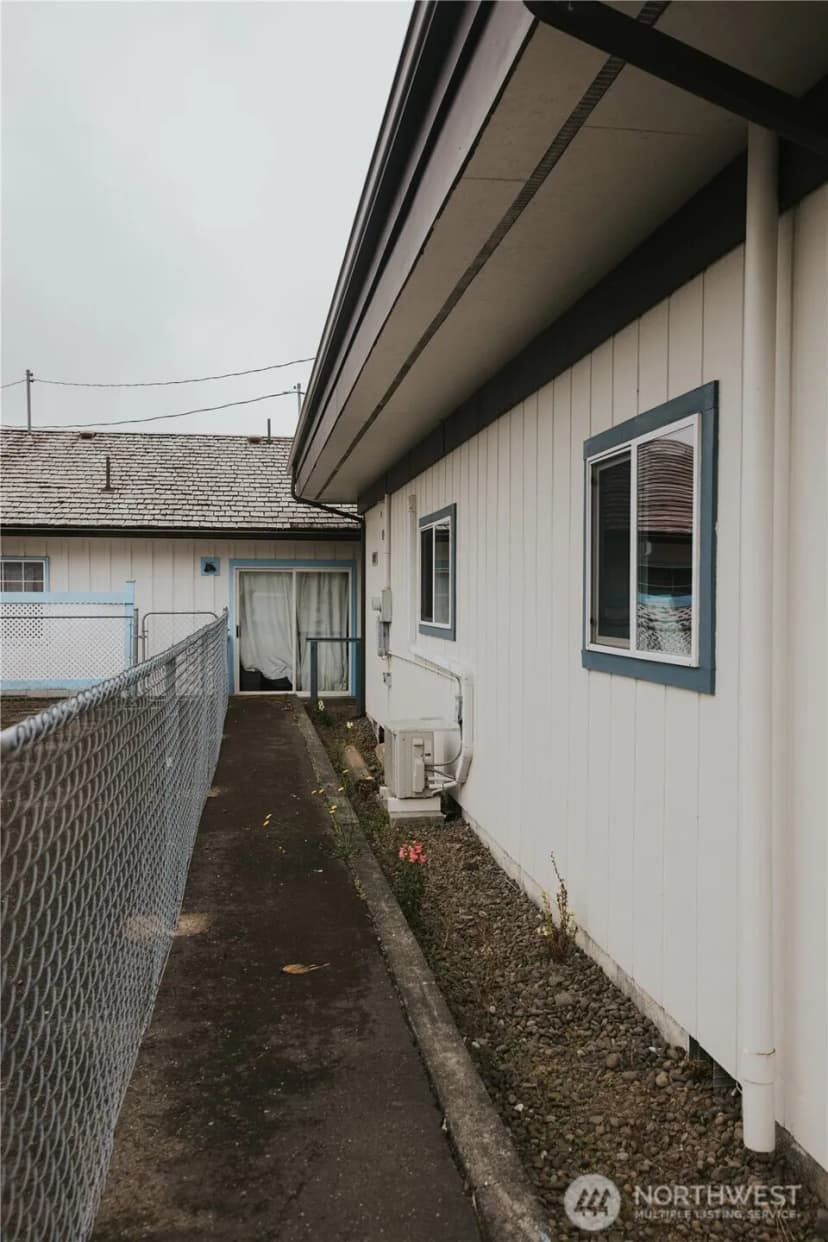 Property photo for 451 Fifth Avenue, Forks photo 31