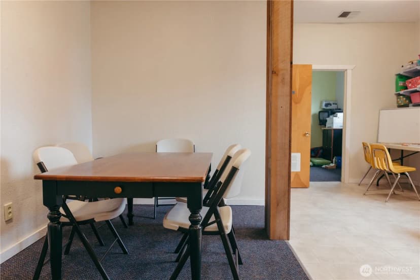 Property photo for 451 Fifth Avenue, Forks photo 16