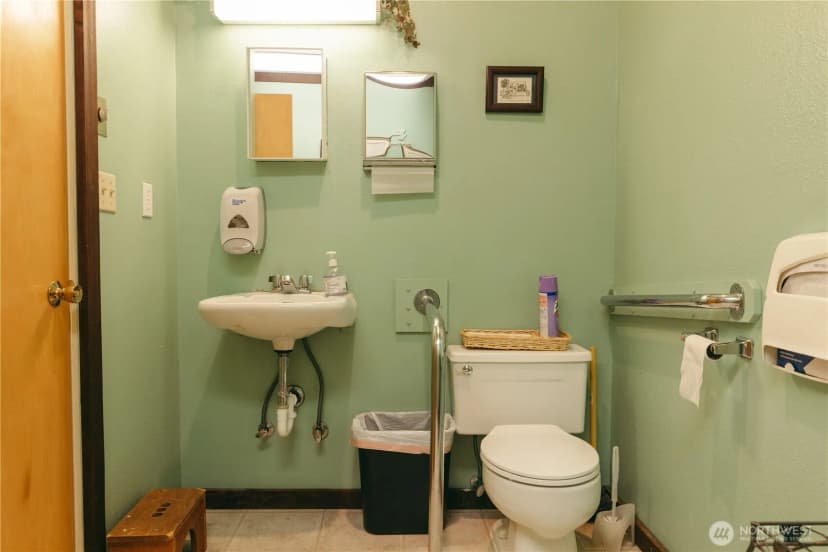 Property photo for 451 Fifth Avenue, Forks photo 15