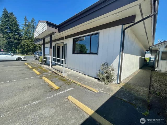 Property photo for 451 Fifth Avenue, Forks photo 2