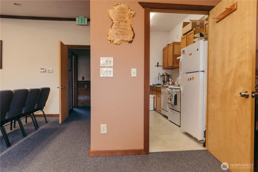 Property photo for 451 Fifth Avenue, Forks photo 10