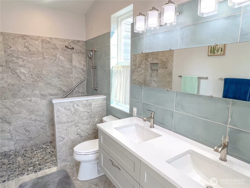 Property photo for 3232 Cape George Road, Port Townsend photo 15