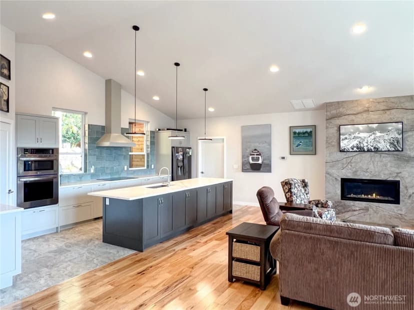 Property photo for 3232 Cape George Road, Port Townsend photo 4